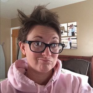 Meet your Posher, Misty